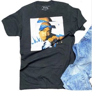 *Men’s 2-pac shirt